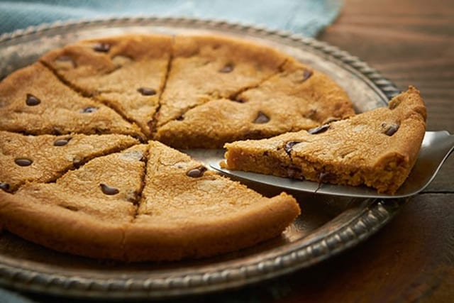 8" Pizza Cookie.